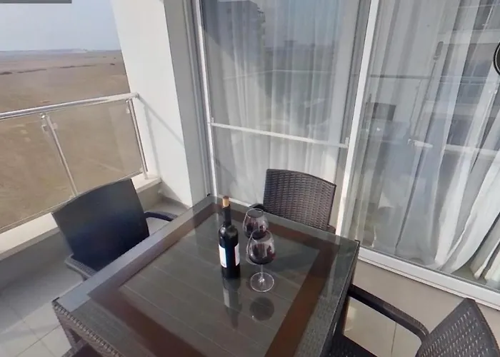 Northern Cyprus Trikomo, Iskele, Long Beach, Caesar 1 アパート