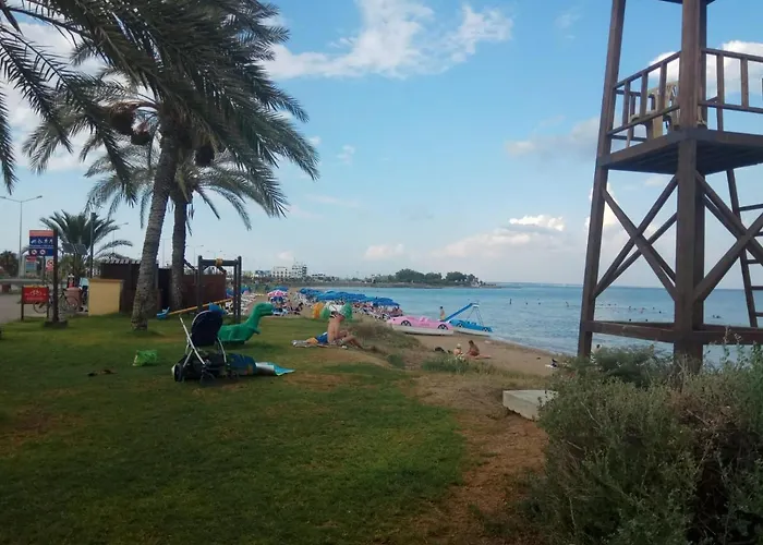 Northern Cyprus Trikomo, Iskele, Long Beach, Caesar 1 アパート